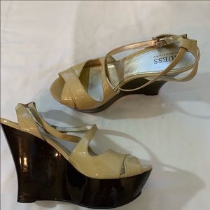 Guess Platforms in beige and brown